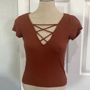 Me to we top shirt brown ribbed crisscross V-neck short sleeve tunic size Small